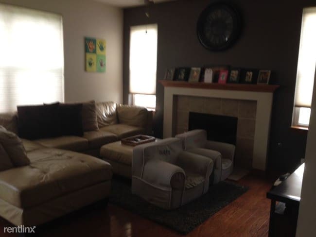 Building Photo - 3 br, 2.5 bath Condo - 396 Bluegrass Parkway
