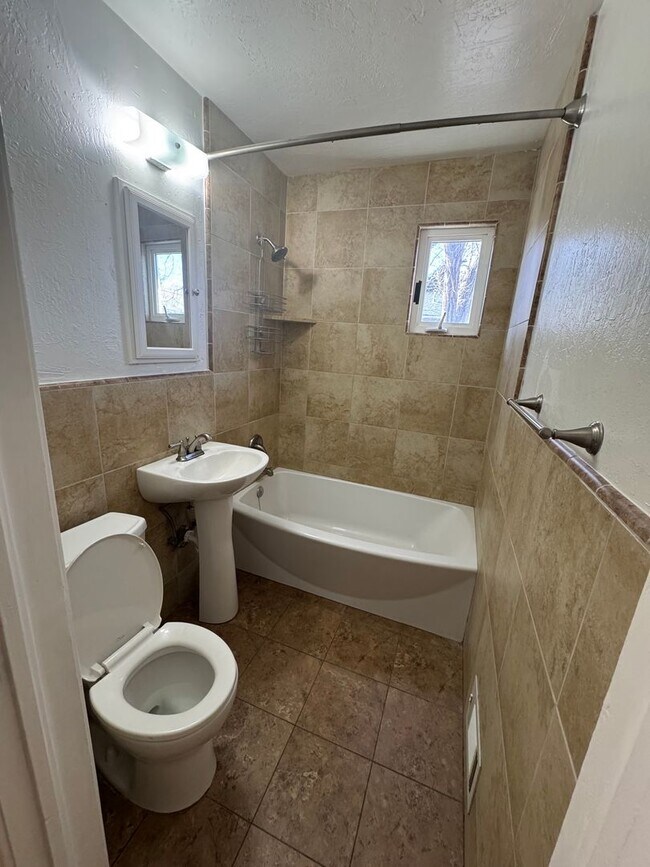 Building Photo - 11th Street Duplex