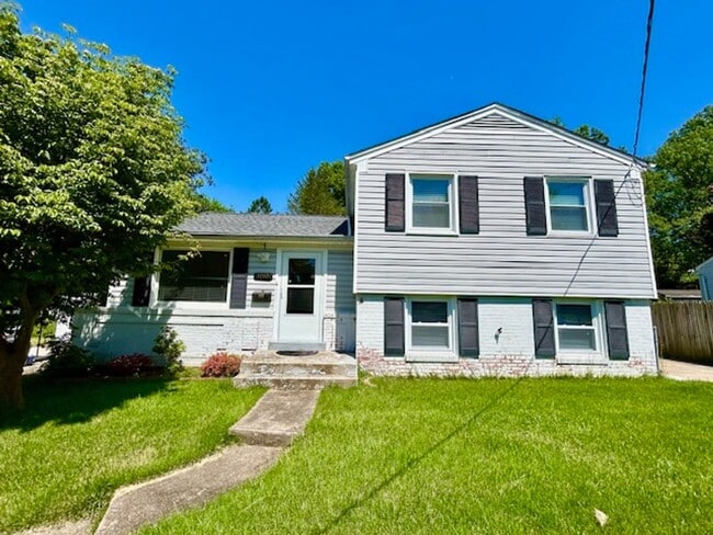 Photo - 1010 Kennon Ct House