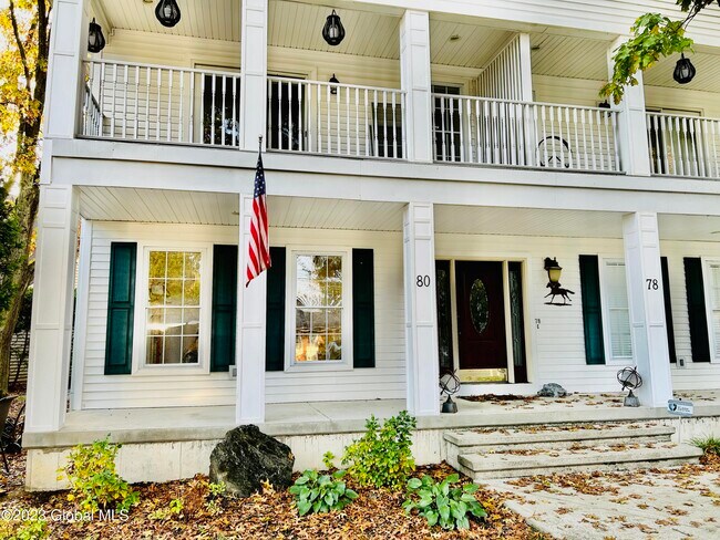 Foto del edificio - 80 Vanderbilt Ave