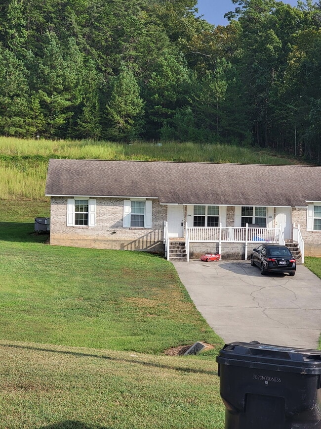 Building Photo - 8306 Shawn Ridge Dr