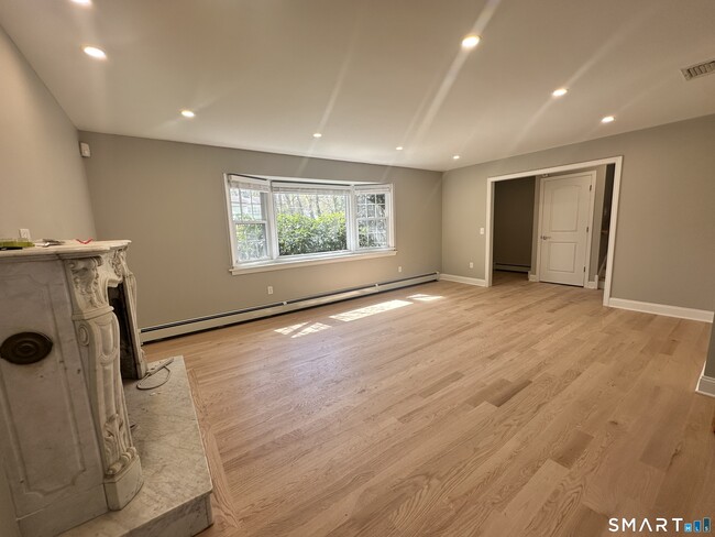 Foto del edificio - 65 Gate Ridge Rd