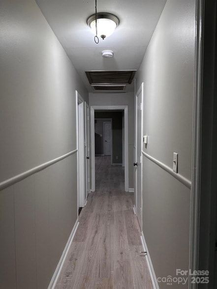 Foto del edificio - 10731 Osprey Dr