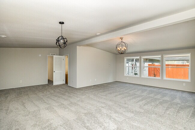 Foto del edificio - 15832 18th Pl W