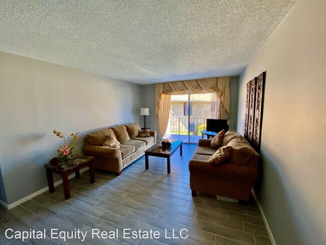 Foto del edificio - 2 br, 2 bath House - 911 W. Oak Ridge Rd
