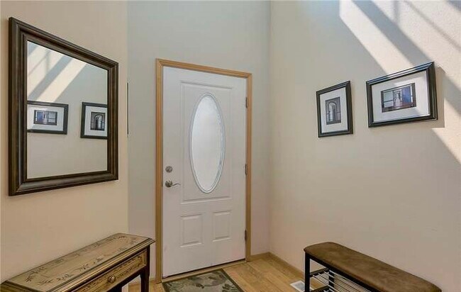 Foto del edificio - 736 Bentgrass Way