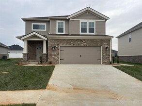Building Photo - 722 Kobus St