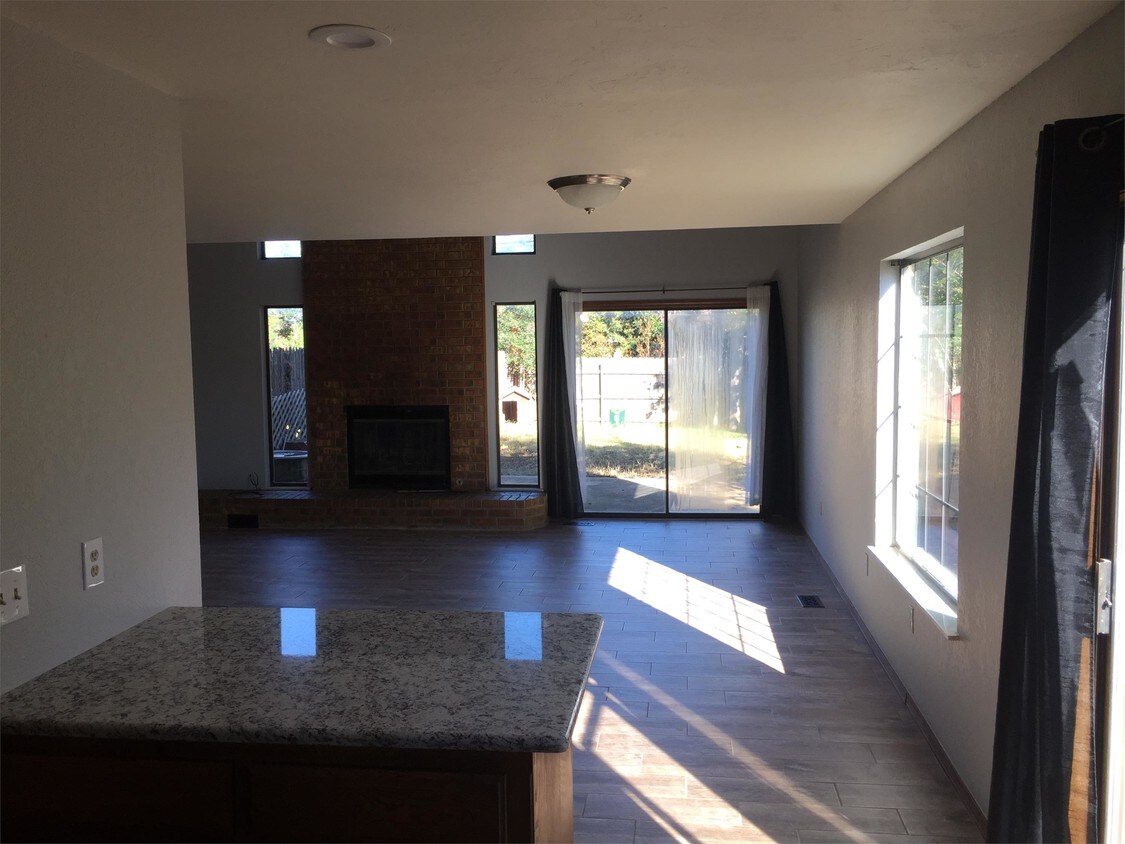 Building Photo - 2735 NW 57th St