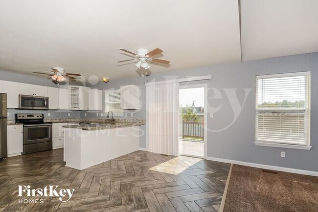 Foto del edificio - 1703 Fairview Farms Cir