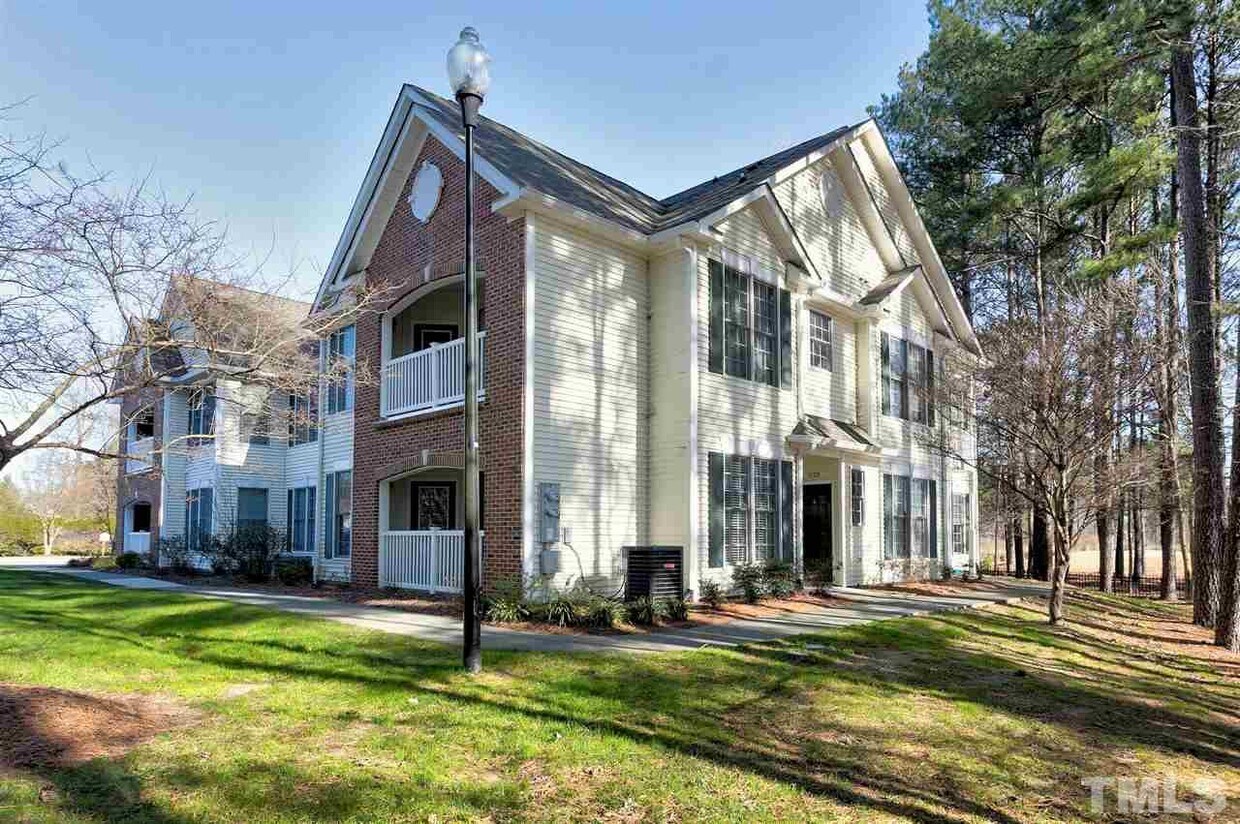1112 Kudrow Ln, Morrisville, NC 27560 Apartment for Rent in