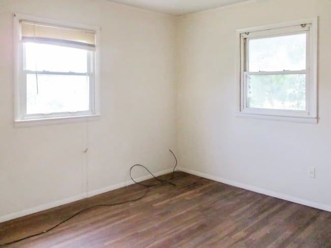 Building Photo - Pet Friendly Rambler with Storage Shed