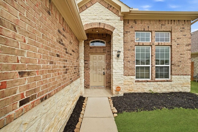 Building Photo - 5309 Camerford Ct