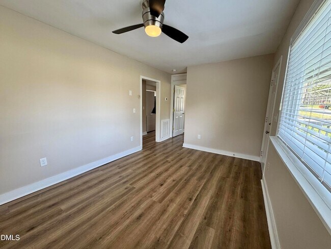 Foto del edificio - 52 Eastwood St