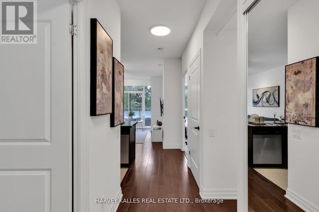 Building Photo - 17 Ruddington Dr