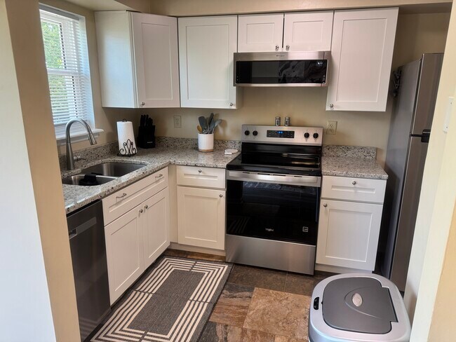 Cocina - 413 Lenney Dr