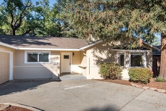 Building Photo - 15501 Corinne Dr