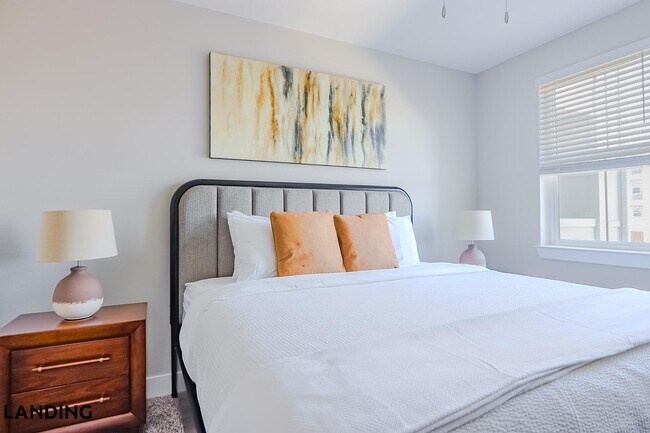 Building Photo - 2361 Commerce Park Dr NE