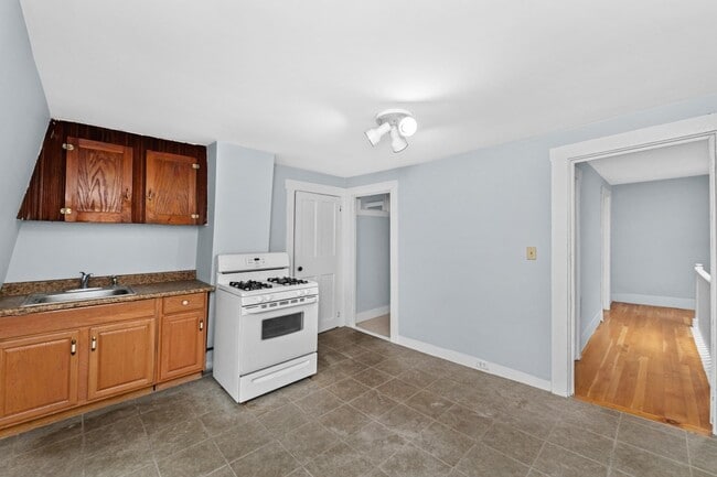 Building Photo - 34 Neponset Ave