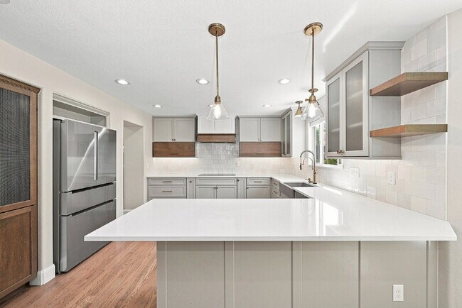 Building Photo - 6275 S Walden Way