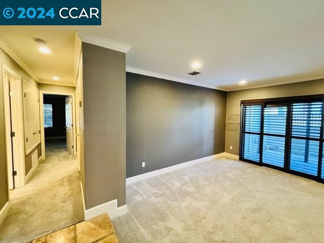 Foto del edificio - 389 Eastridge Dr