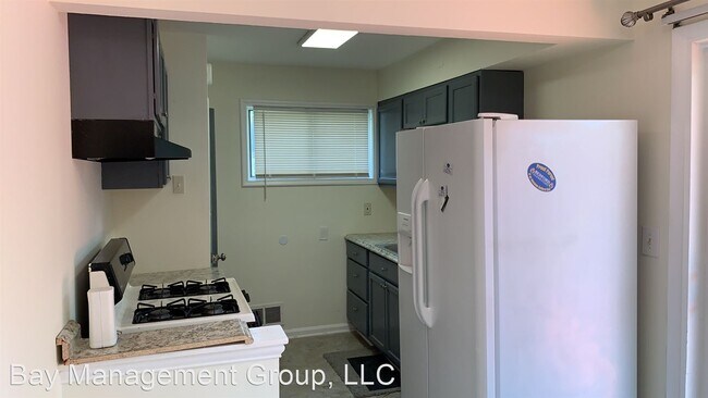 Building Photo - 3 br, 1 bath House - 737 Milford Mill Rd