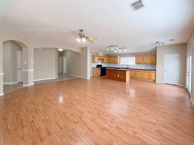 Foto del edificio - 2823 Park Springs Ln