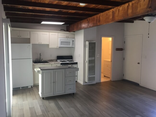 Foto del edificio - 2996 Fruitdale Ave