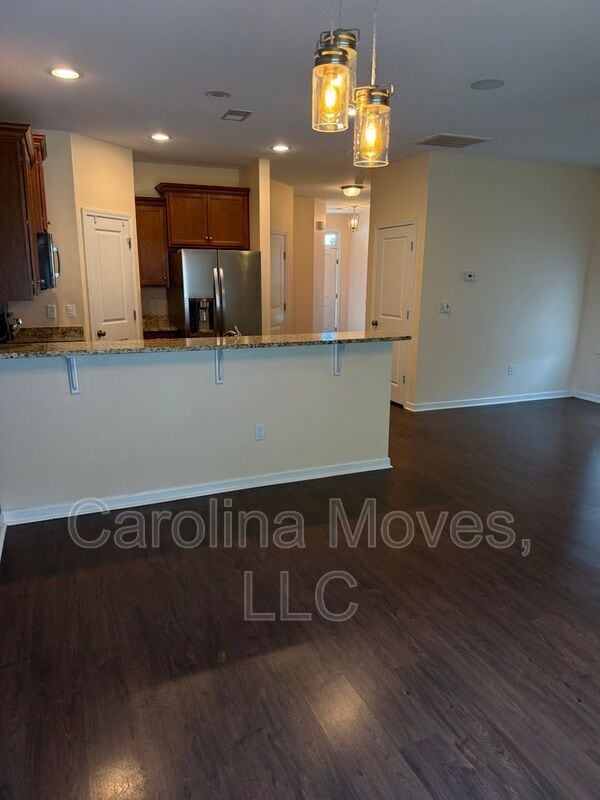 Building Photo - 123 Dunnsmore Dr