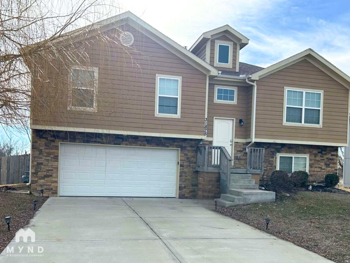 Foto principal - 31875 W 172nd St
