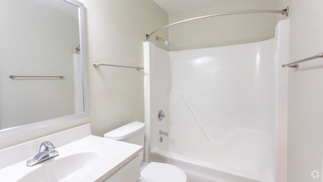 2BR,1.5BA,-900SF Renovated Kitchen - Grafton Station
