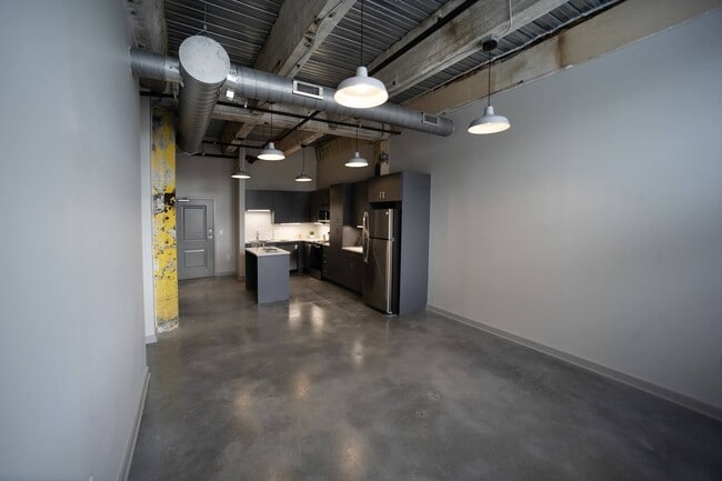 Building Photo - Conwood Flats Apartment Homes