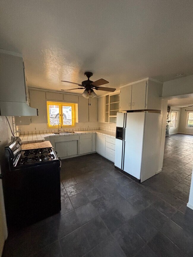 Foto del edificio - House: 2 Bedroom / 1 Bathroom - Auburn (COMING SOON!!)