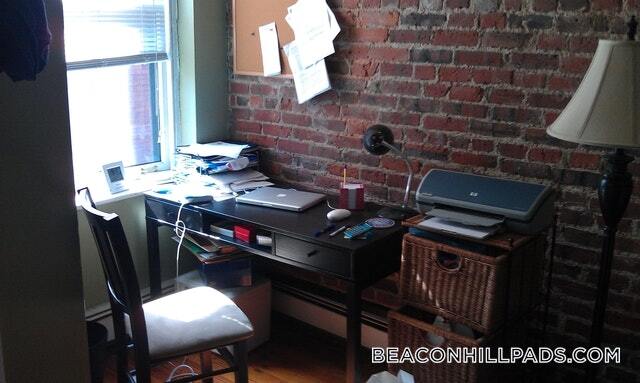 Building Photo - 25 Ridgeway Ln