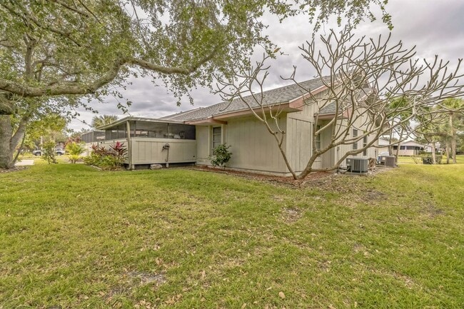 Foto del edificio - 4093 NW Cinnamon Tree Cir