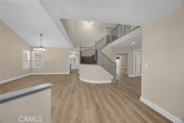 Foto del edificio - 5700 Torrey Pine Pl