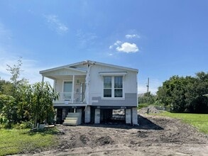 Building Photo - 2914 Stallion Ct Building Photo - 2914 Stallion Ct