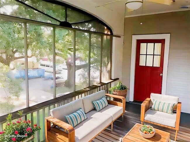 Foto del edificio - 3138 Louisiana Ave Pkwy