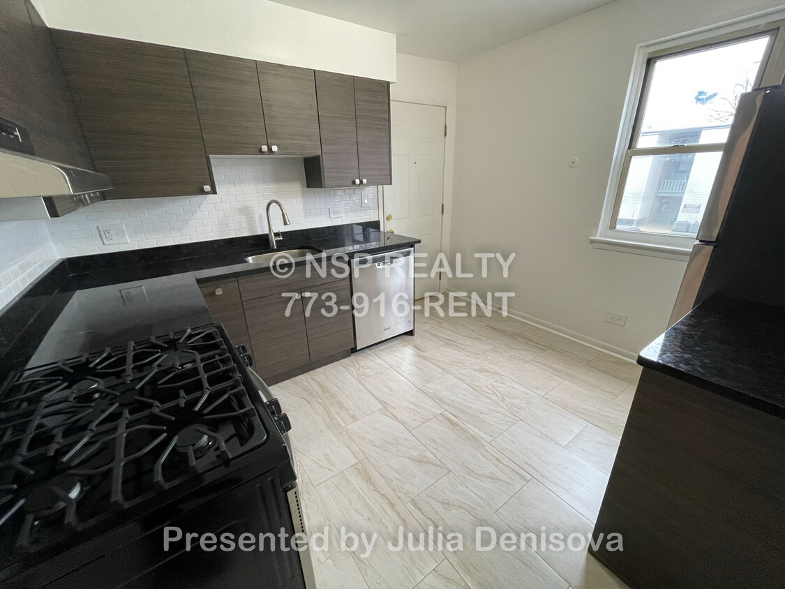Foto del edificio - 4924 Mulford St