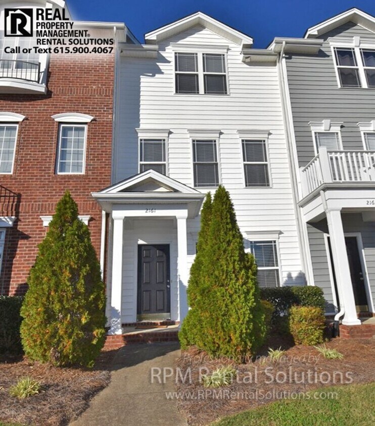 Primary Photo - Luxury 3BR/2.5BA Mboro townhome just 1 mi ...