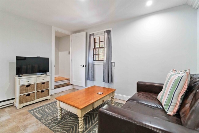 Foto del edificio - 21A Stowe Rd