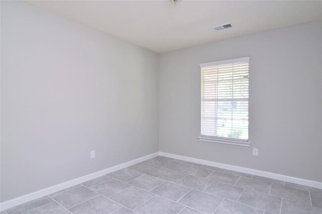 Building Photo - 16431 Camino Del Sol Dr