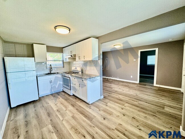 Foto del edificio - 316 S Gertrude Ave