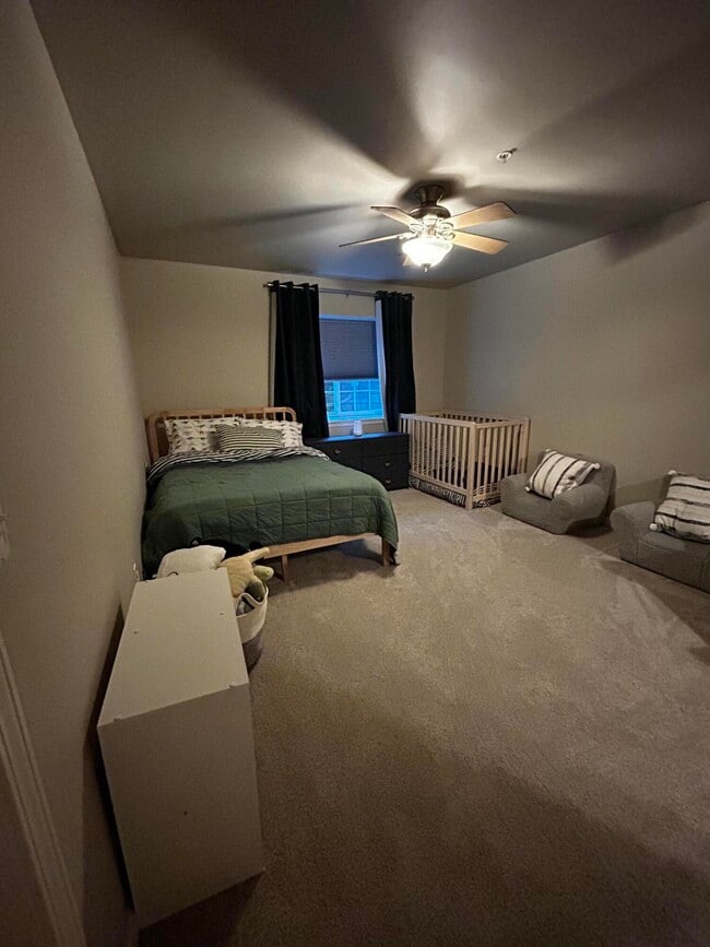 Building Photo - 301 Scio Village Ct