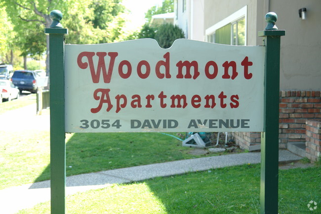 Building Photo - Woodmont Apartments