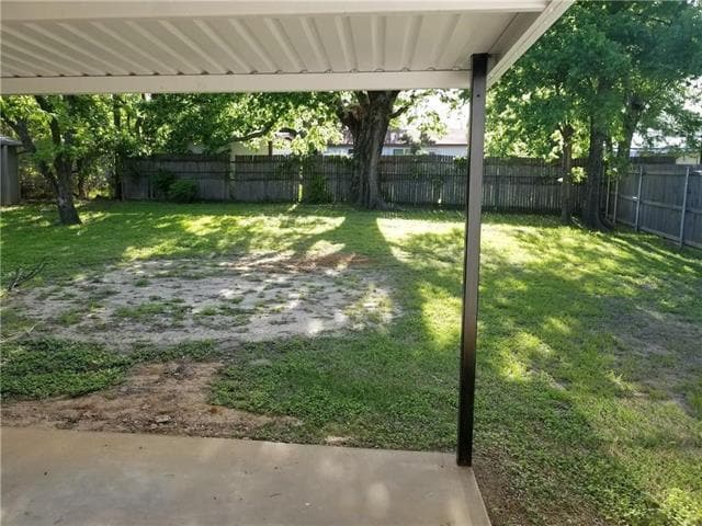 Building Photo - 1101 Russell Ln