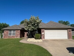 Building Photo - 501 Dassero Ct