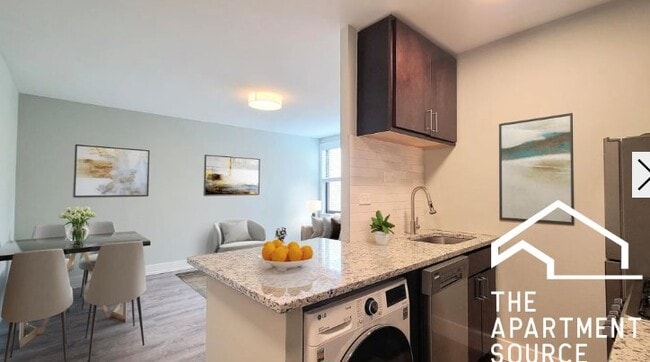 Photo - 445 W Barry Ave Apartment