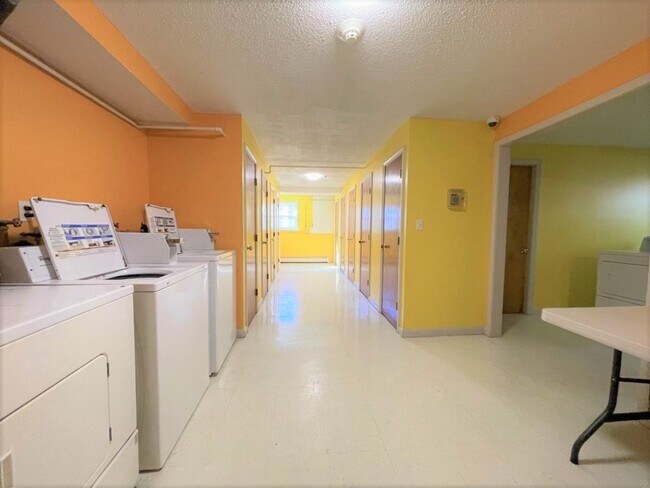 Foto del edificio - 805 Haverhill St
