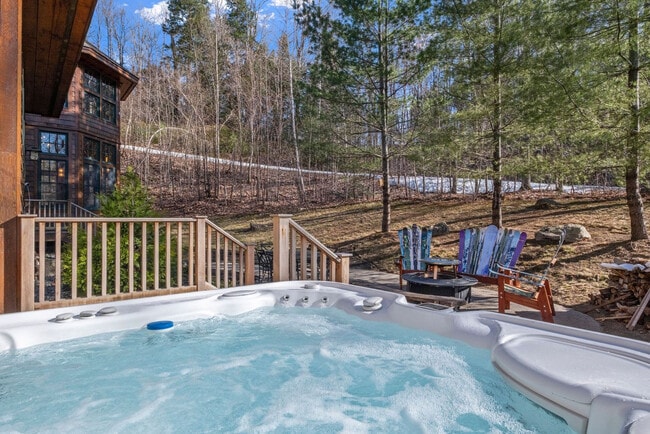 Building Photo - 20 Yellow Birch Cir