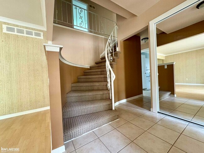 Foto del edificio - 3550 Kings Point Dr